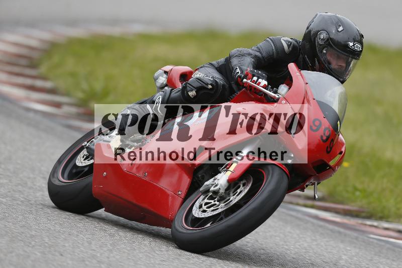 /Archiv-2024/13 22.04.2024 Plüss Moto Sport ADR/Einsteiger/999